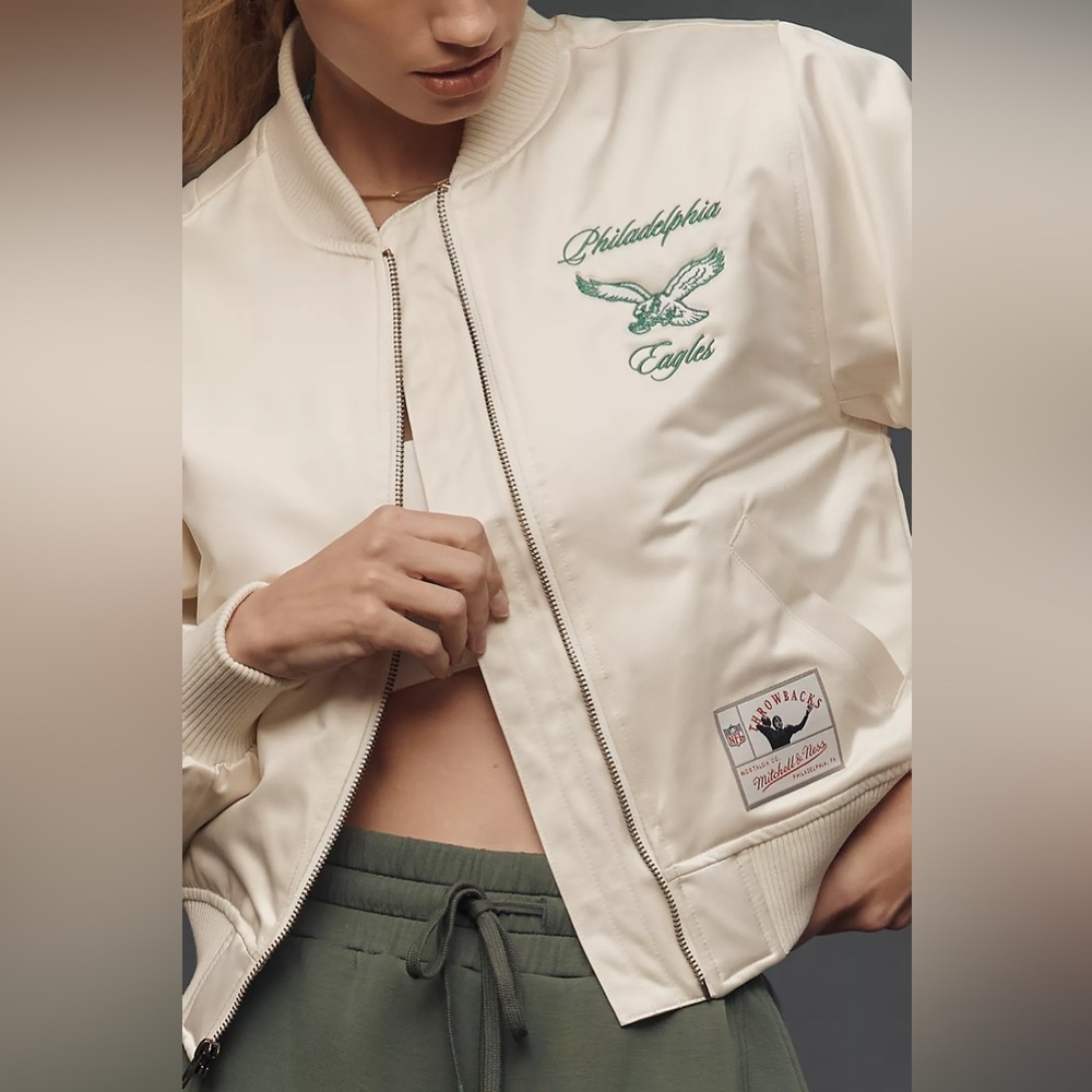 Mitchell & Ness NFL Crop Bomber Jacket Philadelphia Eagles NWT - Picture 3 of 12